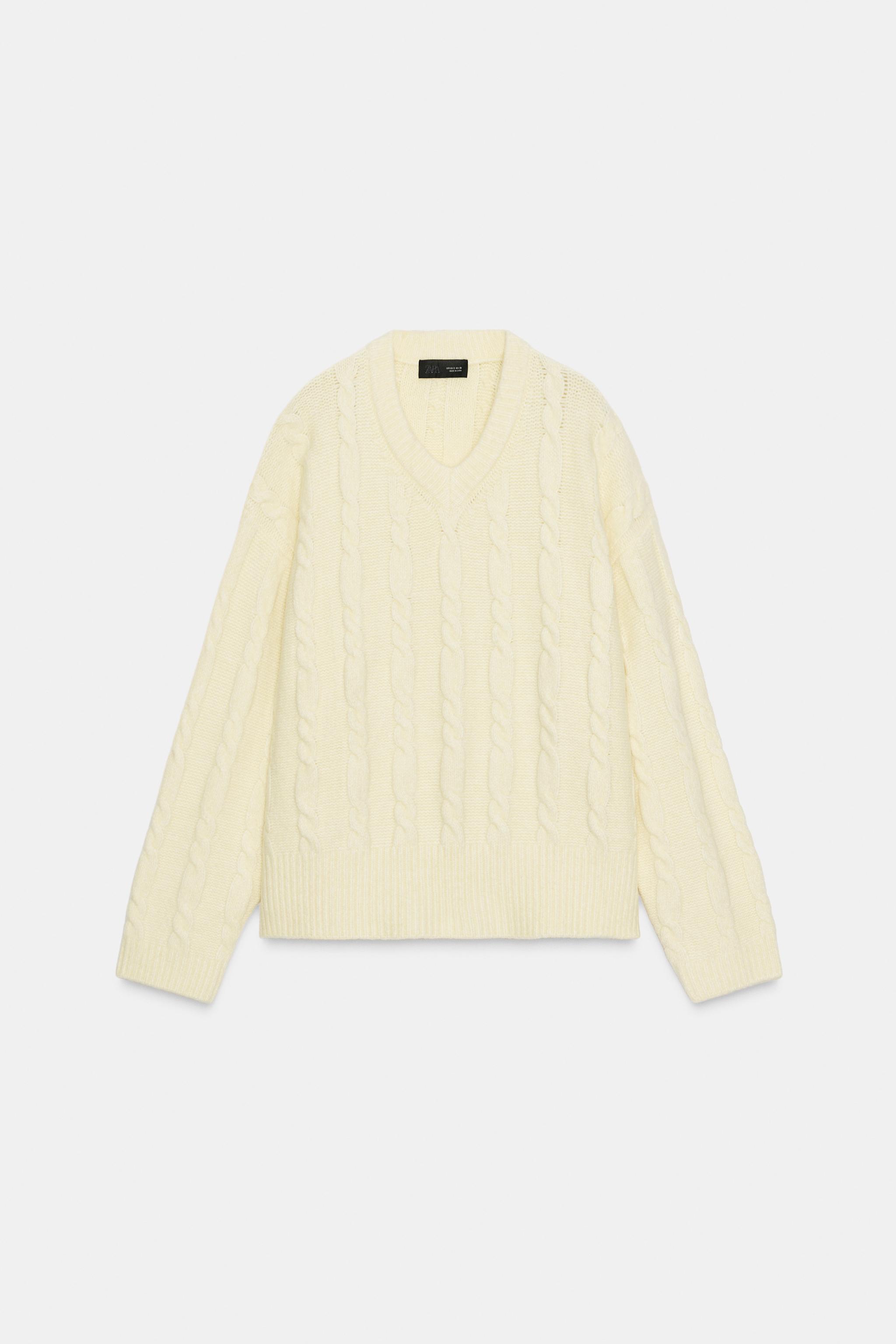 SOFT CABLE KNIT JUMPER